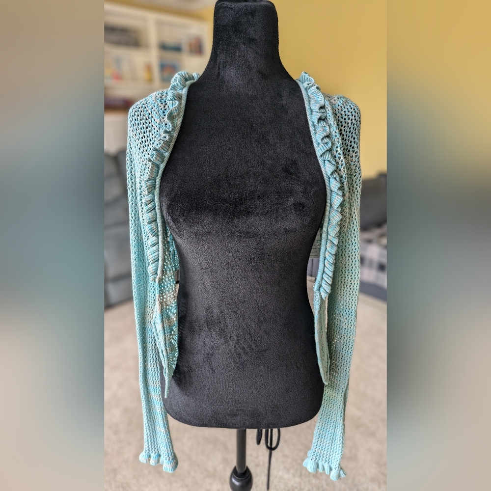 Urban Outfitters knitted crop top cardigan sz S